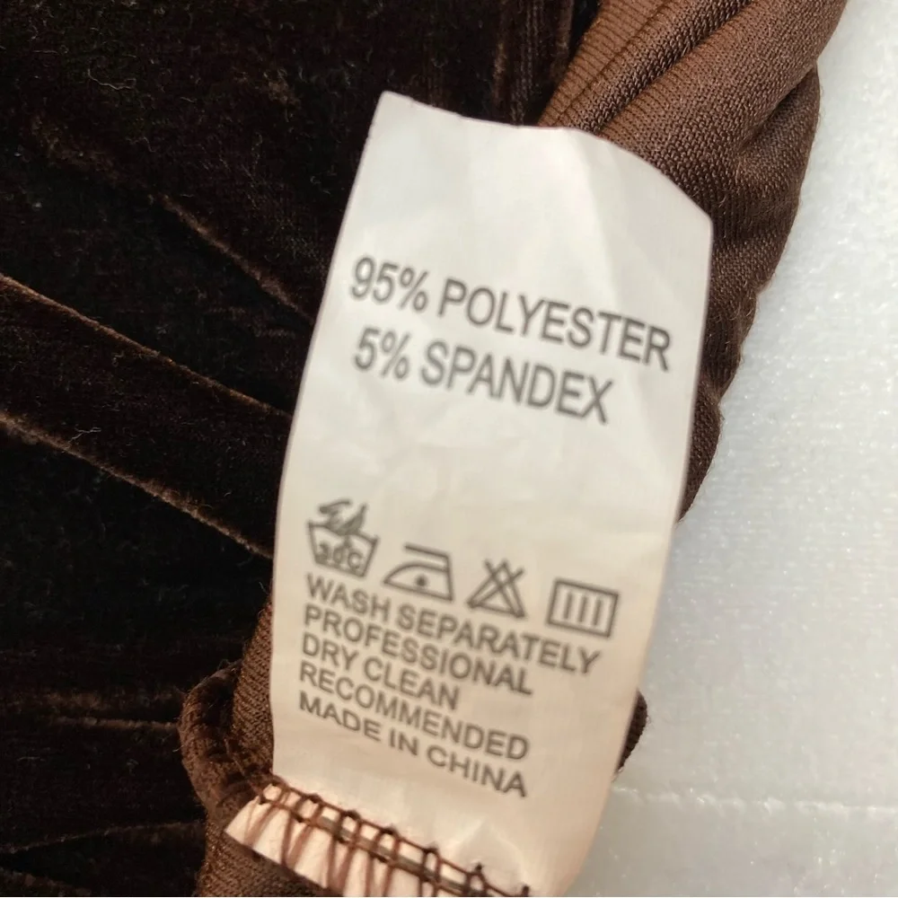 Chocolate Brown Velvet Off the Shoulder Long Sleeve Top Size Small - Picture 6 of 6